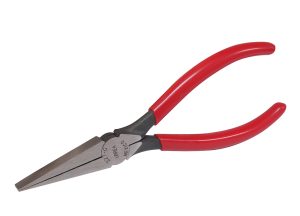 227G Pinza punta plana 6-5/8" Urrea